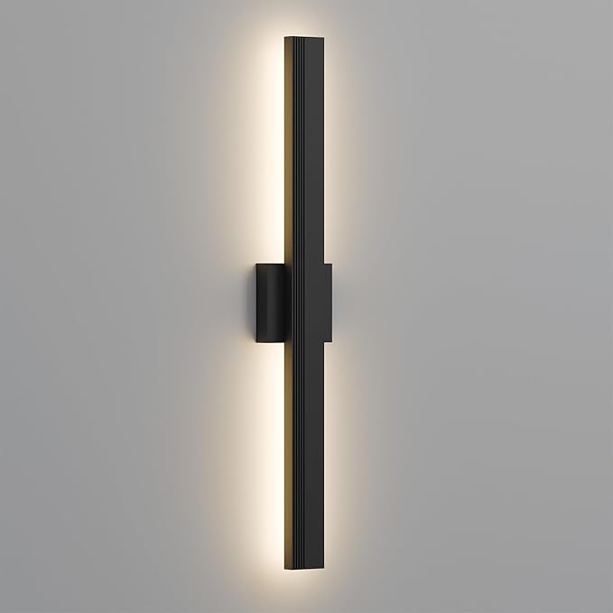 LamQee 31.5 In Aluminum Long Outdoor Wall Light, 3000K 2000LM Integrated LED Waterproof IP65, Linear Modern Exterior Lighting Fixtures Wall Mount Outside Sconce for House Porch Patio Garage Front Door