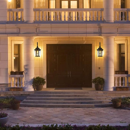 Exterior Light Fixtures, Outdoor Wall Light/Lantern, Large Outdoor Porch Light Fixtures Wall Mount in Matte Black Finish with Clear Glass, Aluminum Alloy, 60W