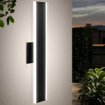 LUXRITE 24 Inch LED Outdoor Wall Sconce, 25W, 2000 Lumens, 5CCT Selectable (2700K–5000K), Dimmable, CRI 90, 120° Beam Angle, 120-277V, ETL Listed, Black – Modern Outdoor Light Fixture