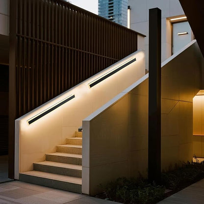 VEVOR Outdoor Wall Lights, 2 Pack, 39.4 Inch Long Strip Modern Exterior Wall Sconce Light Fixtures, 3000K Warm White, IP65 Waterproof Anti-Rust Outside Wall Mount Lighting, for House, Porch, Garage