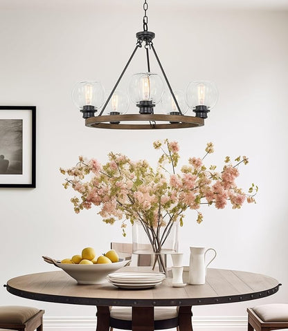 Kira Home Elwood 25" 5-Light Industrial Rustic Farmhouse Wagon Wheel Chandelier + Clear Glass Globe Shades, Smoked Birch Finish