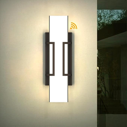 Hyunbae Dusk to Dawn Outdoor Lighting Fixtures, Sensor Modern Outdoor Wall Sconce, LED Wall Mount Porch Light, Dimmable IP65 Waterproof Outside Wall Lights for House Doorway Garage Entryway, 3000K