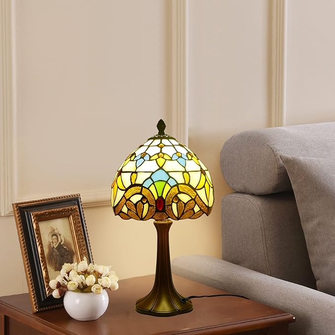 Tiffany Table Lamp Beige Baroque 8 Inch Wide Vintage Bedside Table Lamp Night Light Stained Glass Lamp Antique Art Craft Gifts Alloy Base 15 Inch Tall Vintage Reading Lamp