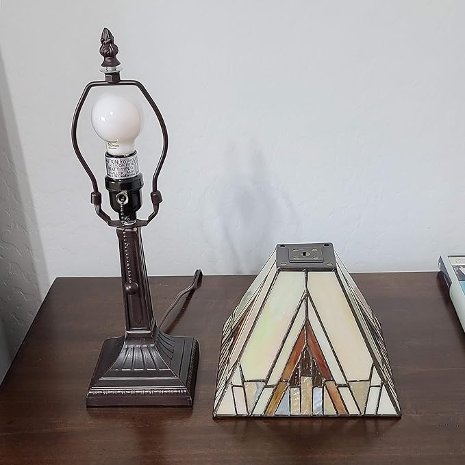 Amora Lighting Tiffany Style Mission Table Lamp with Vintage Stained Glass Decor